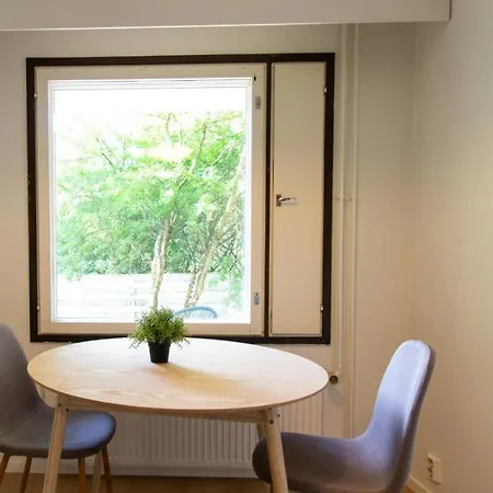 Convenient For 2 Apartamento Nummela